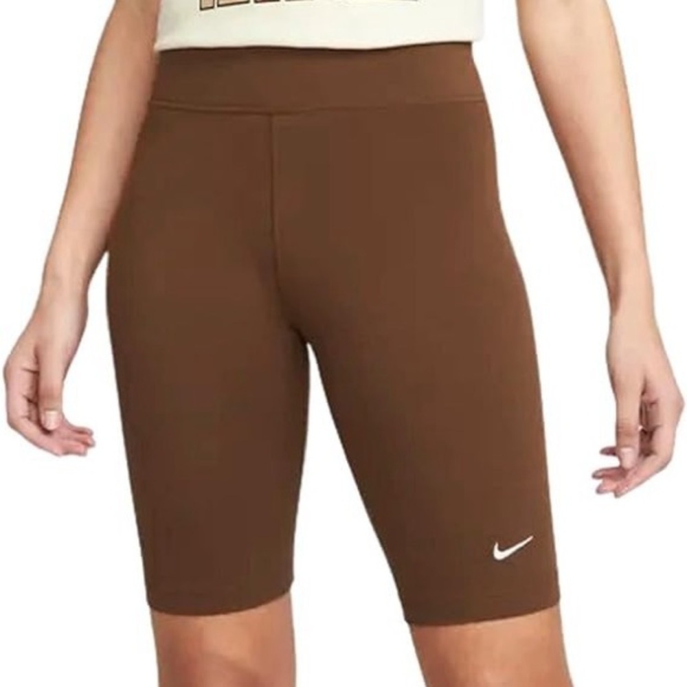 Nike Essentials Dri-FIT Brown Bike Shorts Women’s XS
